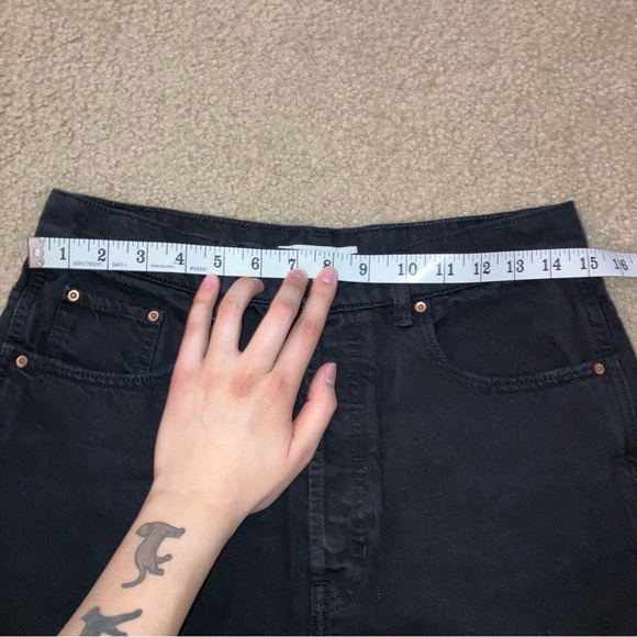 Pacsun High-Waisted Ripped Baggy Jeans - Picture 10 of 13
